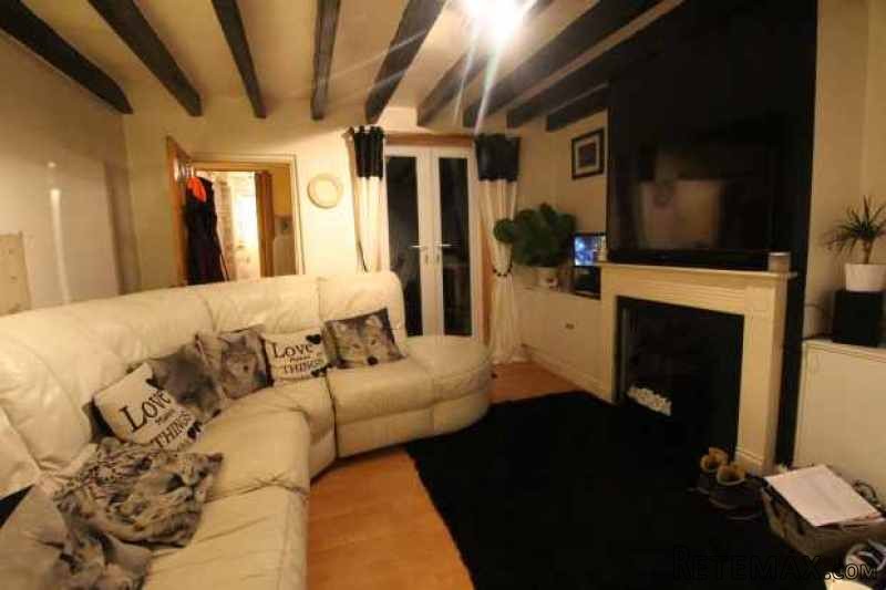 2 bedroom, Terraced House house for sale
