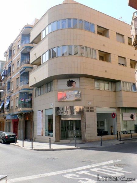 4 Bedrooms Alicante - For Sale