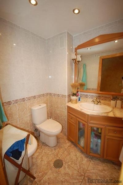 3 bedroom apartment for sale - 2