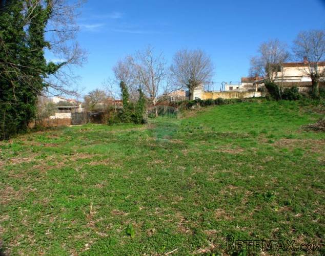 ISTRA, VALTURA GRAĐEVINSKO ZEMLJIŠTE 1700 M2 - 5