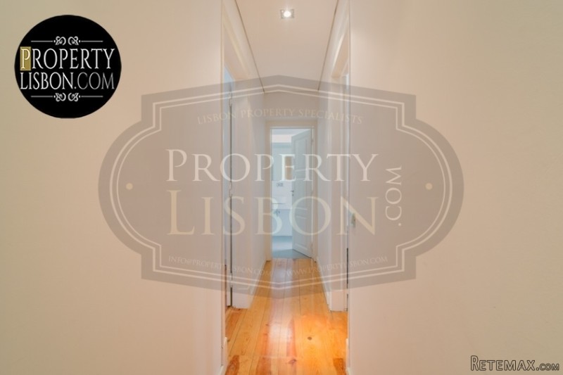 T3+1 Lisbon Apartment for sale in Praca.. - 2