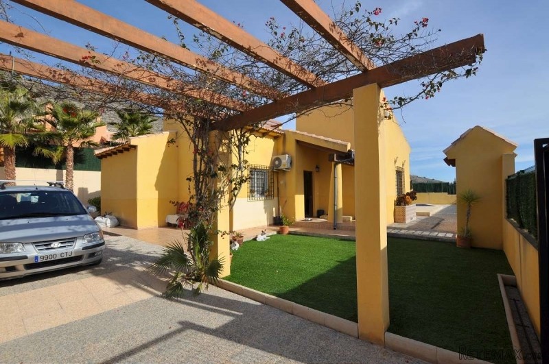 3 Bed, 3 Bath Corner Plot Modern Villa - 2