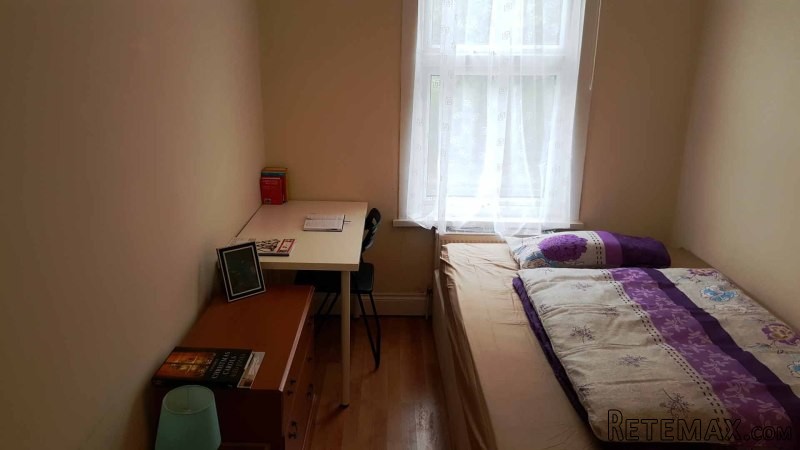 Double room, Zone 2, Mile End