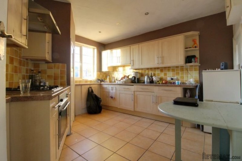 3 bedroom, Apartment house for sale