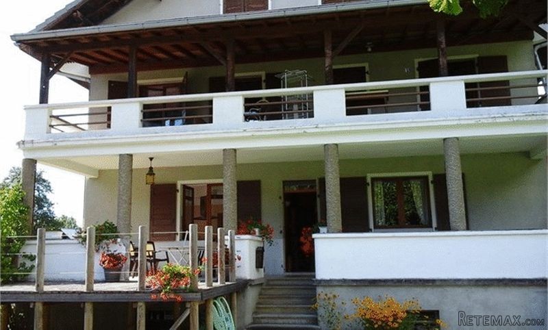 8 Bedroom House, Samoens
