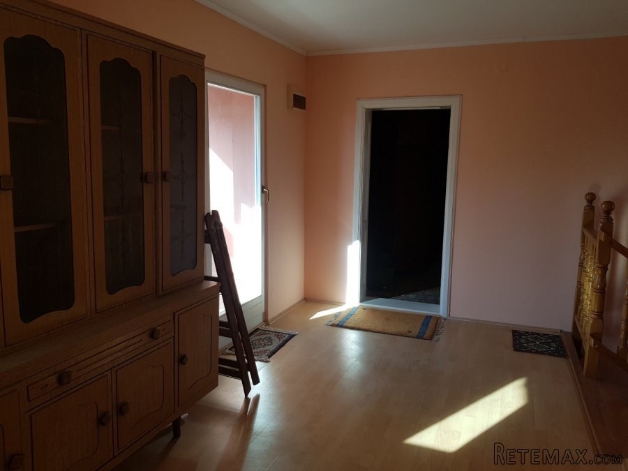 Prodajem porodicnu zgradu u Beloj Crkvi - 11