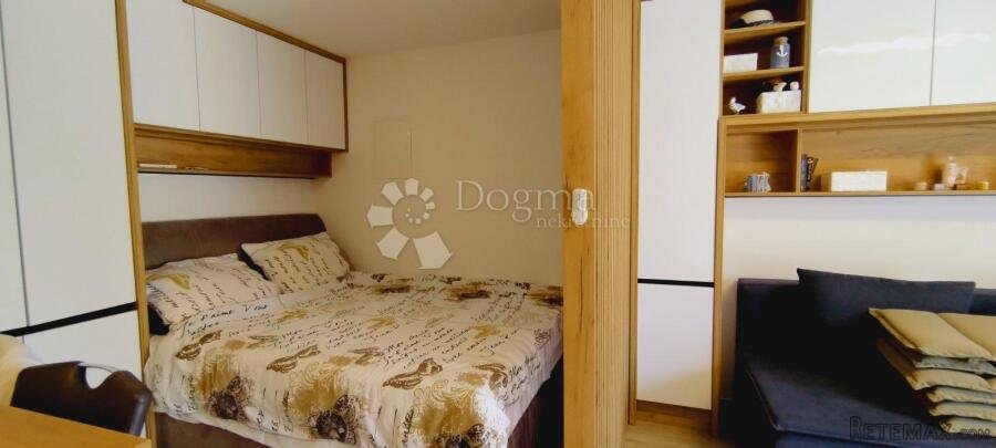 2 APARTMANA OKOLICA GRADA KRKA - 3