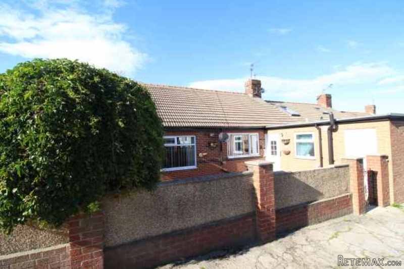 2 bedroom, End Of Terrace House house..