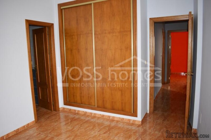 A very deceptively spacious, 3 / 4 bed, 2 bath village.. - 13
