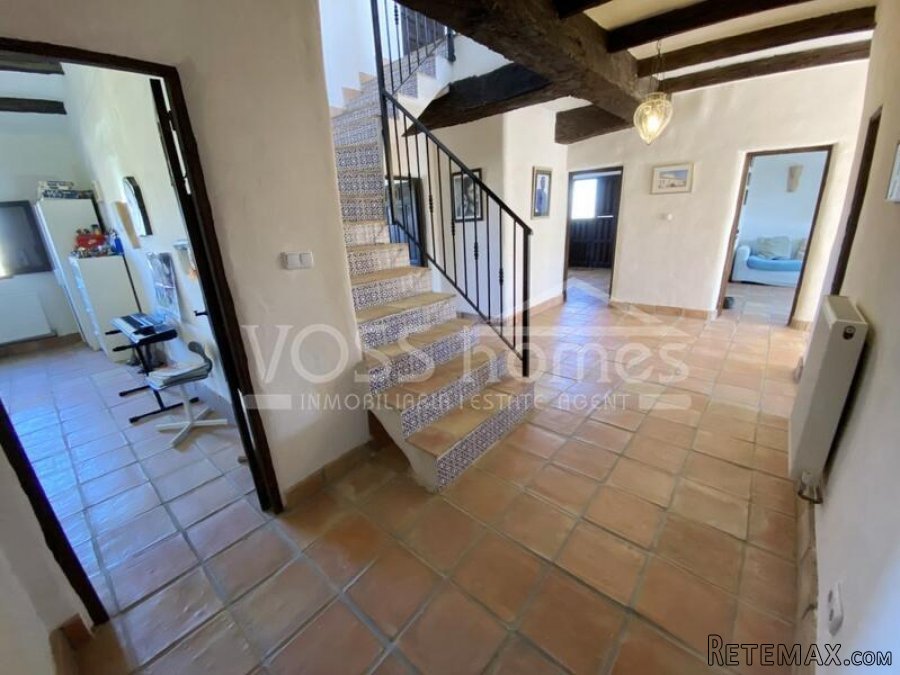 NEW LISTING TO VOSS HOMES - A stunning, full of character.. - 13