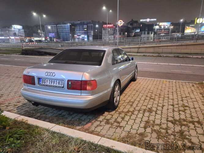 Audi S8 - 4