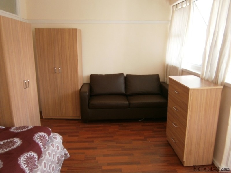 Room share for women, Zone 2, Limehouse - 2