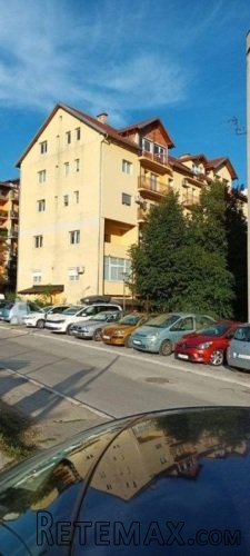 Prodajem nov,moderno opremljen stan - 15