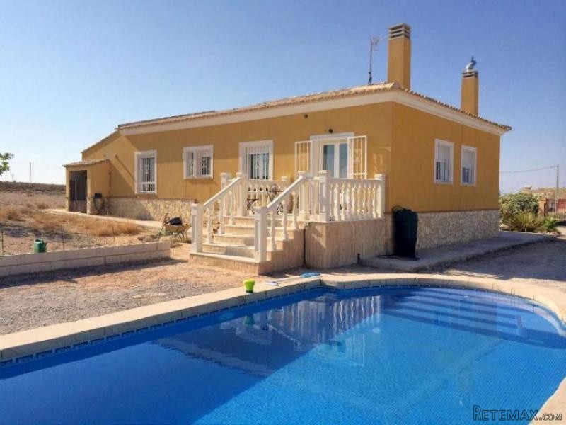 3 bedroom Villa in caudete (Ref. PV2372)