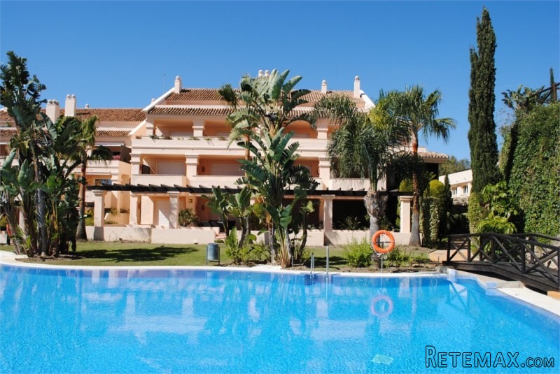 Nueva Andalucia - Puerto Banus, , 2..