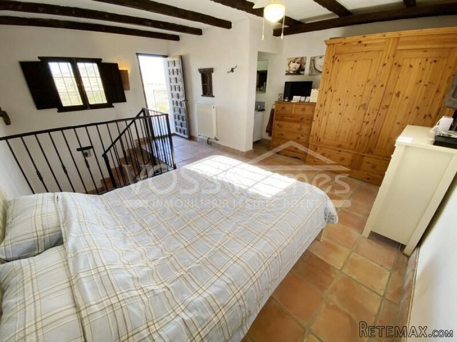 NEW LISTING TO VOSS HOMES - A stunning, full of character.. - 17