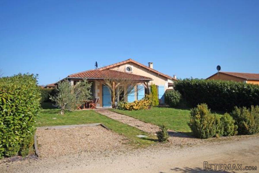 Les Forges (79) - Immaculate villa with large terraces, garden..