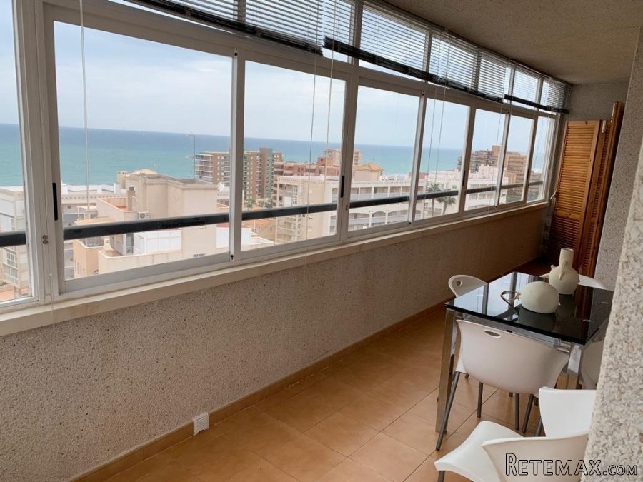 Apartamento de 2 dormitorios y 1 baño idóneo para d.. - 2