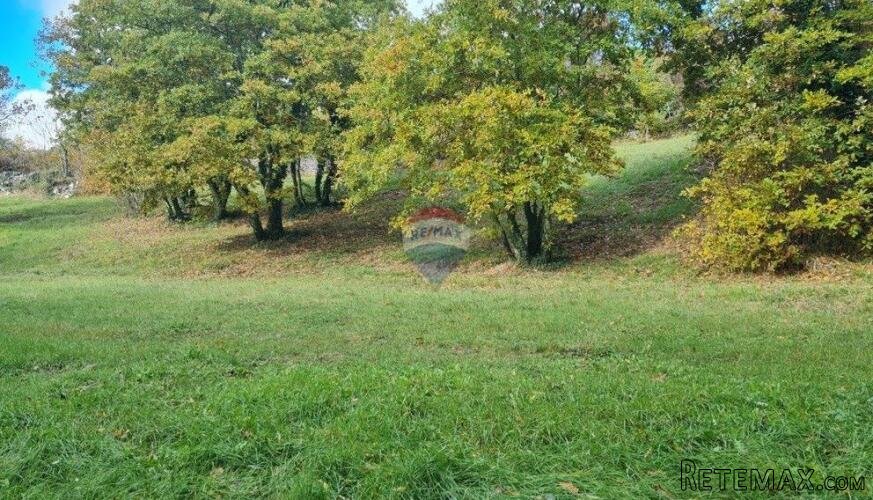 Istra- Svetvinčenat- atraktivno zemljište - 2