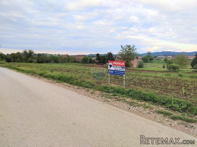Karlovac; Belaj - građevinsko zemljište 3158 m2 uz Koranu - 2