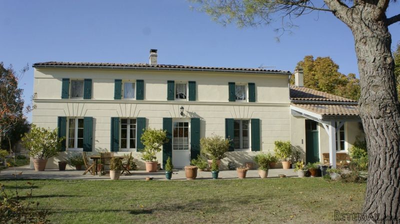 Sale House Saintes (17100)