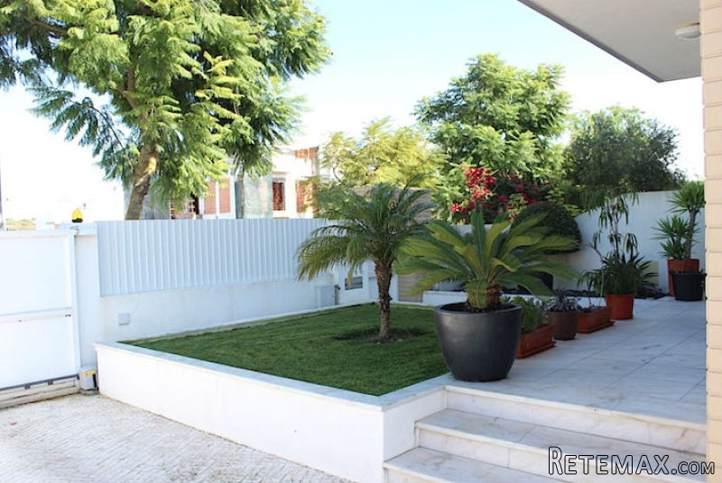 Semi-detached house T4