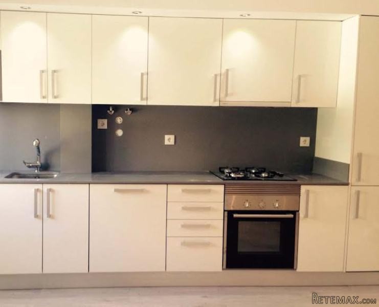 Detached house T2
