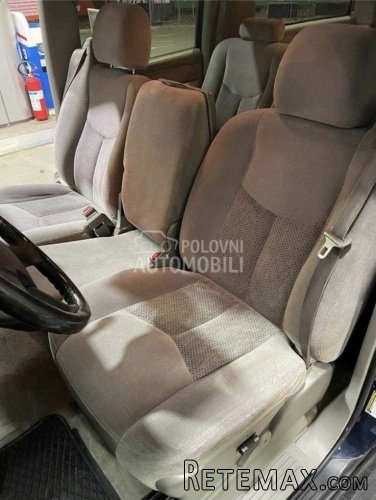 Chevrolet Suburban - 7