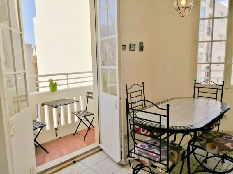 Sale Apartment - Juan-les-Pins - 2