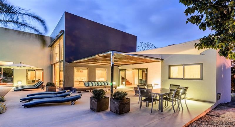 4 bedroom Villa For Sale: Sa Carroca..