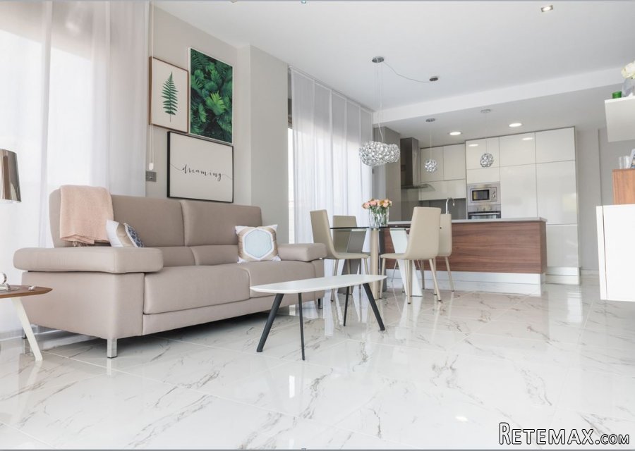 Nice duplex located in Villamartin, Orihuela Costa. The.. - 2
