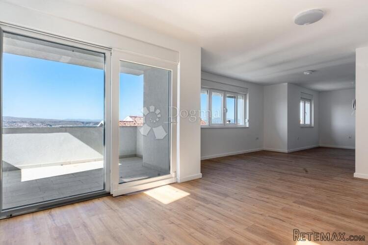 Prekrasan apartman sa pogledom na more - 2