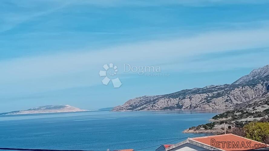 PRIZNA, kompletno uređen apartman na samo 150m od mora