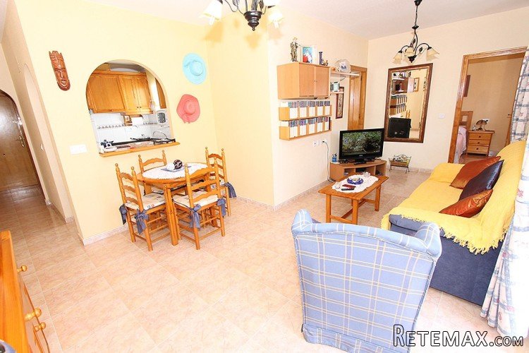 You will find this cozy apartment in the center of bustling.. - 2