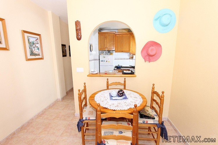 You will find this cozy apartment in the center of bustling.. - 3
