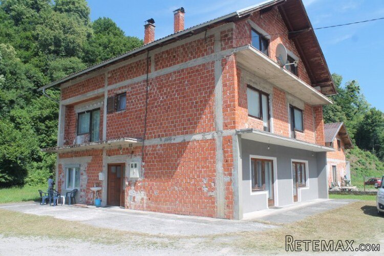 Kuća Bos.Krupa u blizini rijeke Krušnice