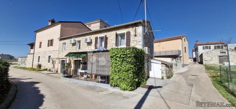 POREČ (okolica) - Kuća sa dva stana PRILIKA - 2