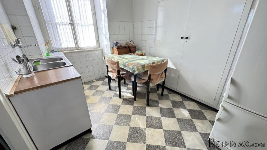 Rijeka, Centar - trosobni stan 60 m2 - 2