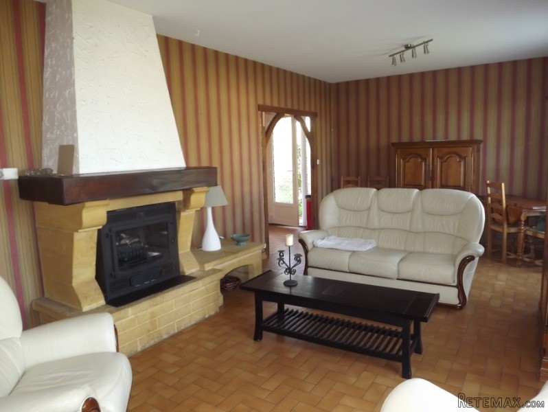 4 Bedroom Village House With Garden.. - 2