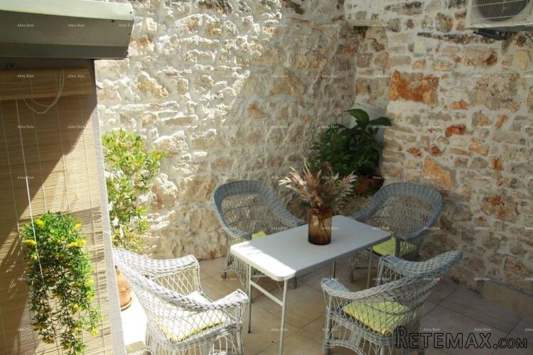 Stan u centru Pule, 79 m²