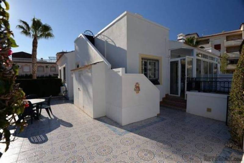 2 Bedroom 2 Bathroom Bungalow In Playa..