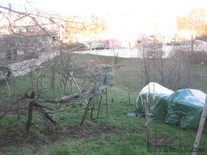 Viškovo,Mavri,Građevinsko zemljište,1600m2,za 107000,00€
