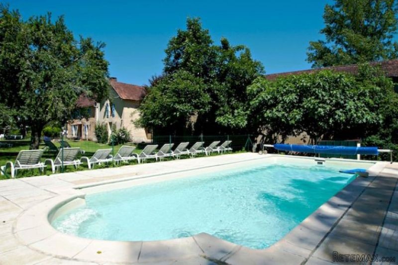 House and 3 Guest Gite, 15 Bedrooms - 2