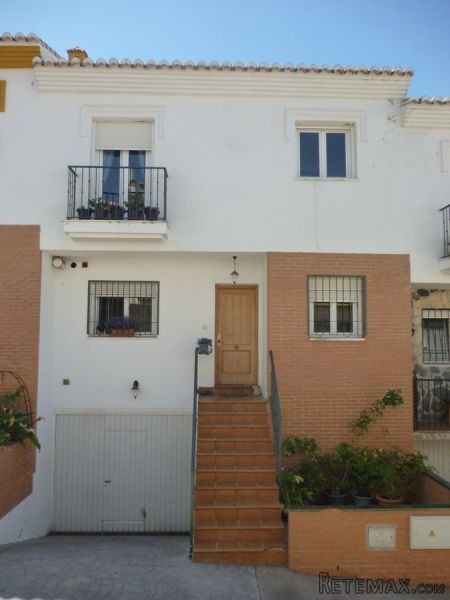 4 Bedrooms - Town House - Malaga - For..