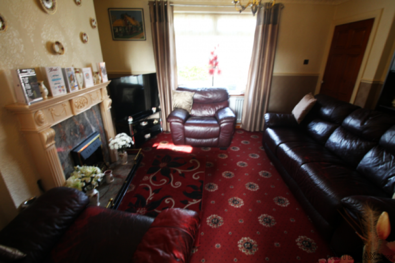 3 bedroom, Semi-detached House house.. - 2