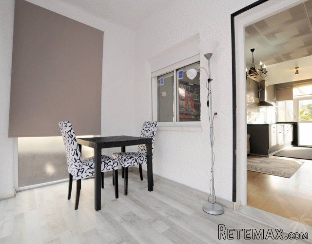 This nice villa is situated in a quiet area of ​​the urb.. - 3