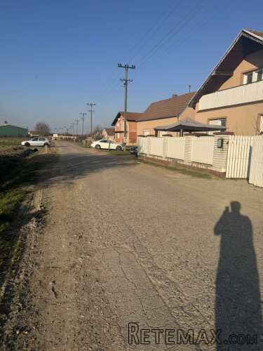 Prodajem plac u Moroviću-Šid - 4