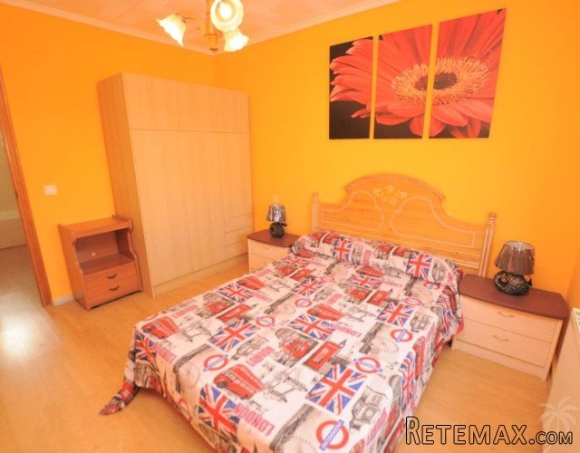 This nice villa is situated in a quiet area of ​​the urb.. - 6