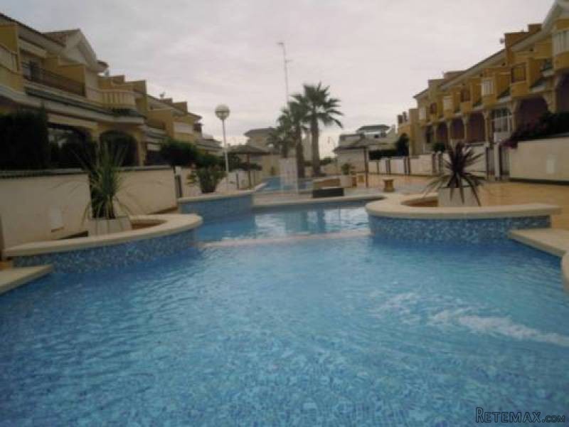 2 Bedroom 2 Bathroom Townhouse In.. - 2