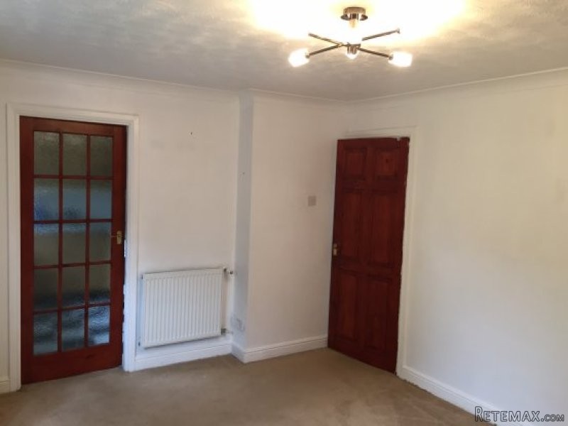 2 bedroom, Flat house for sale - 2